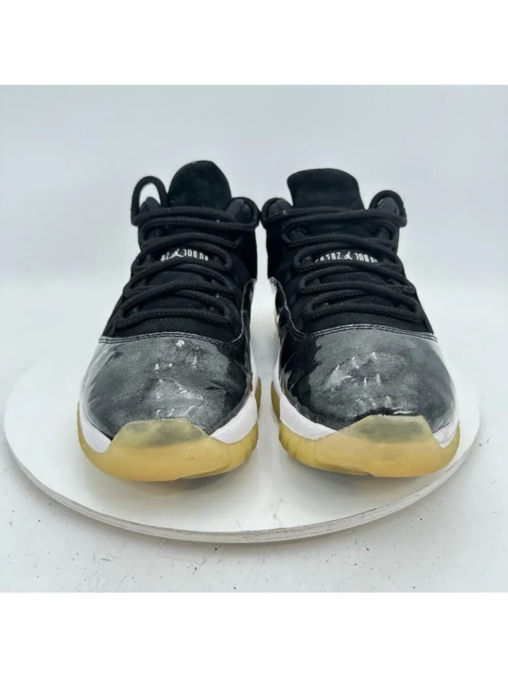 Nike Air Jordan 11 Men Size 10.5 528895 010 Black White Metallic Silver Shoes